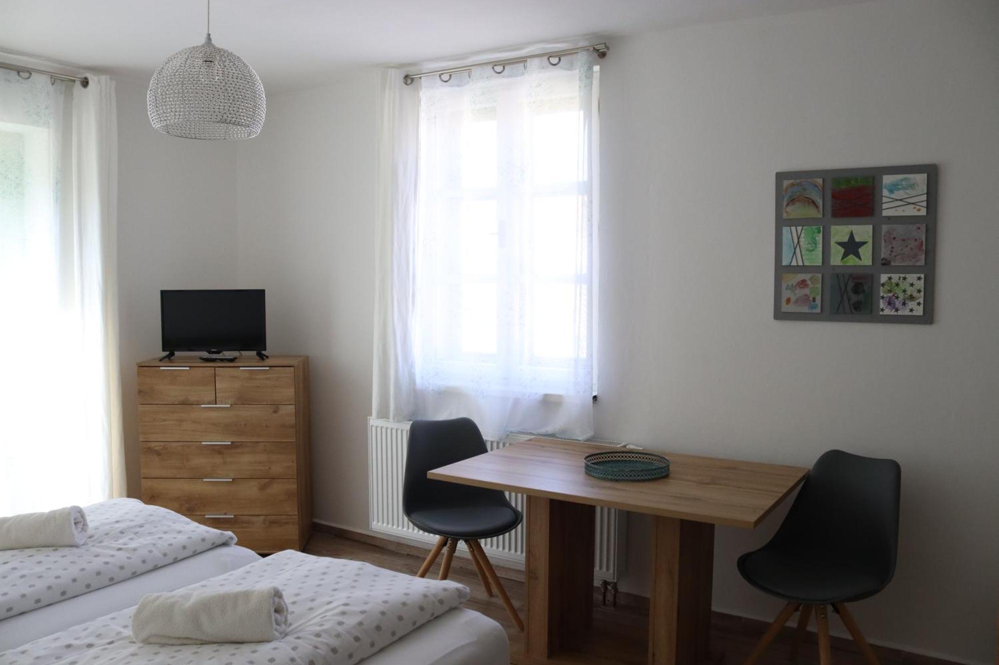 Penzion-apartmán Souček Jindřichŭv Hradec Kültér fotó