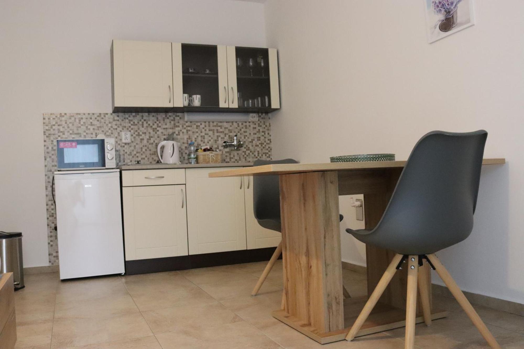 Penzion-apartmán Souček Jindřichŭv Hradec Kültér fotó