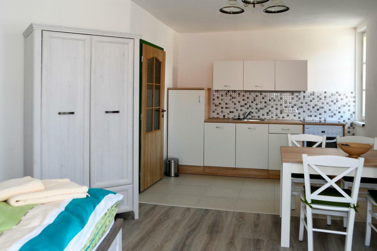 Penzion-apartmán Souček Jindřichŭv Hradec Kültér fotó