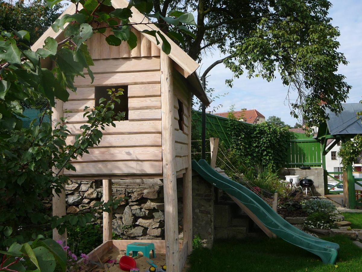 Penzion-apartmán Souček Jindřichŭv Hradec Kültér fotó